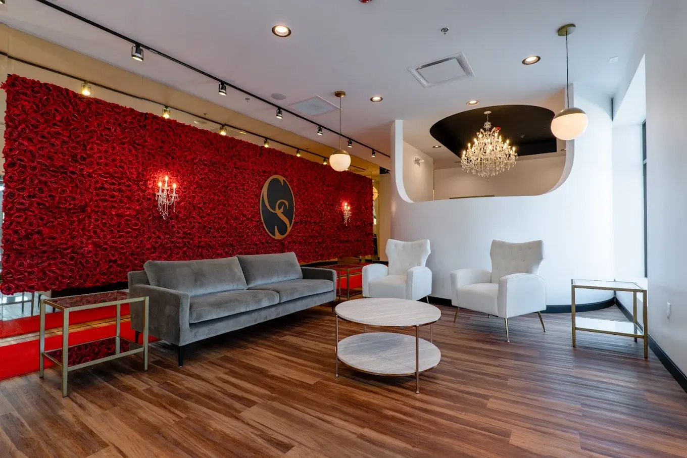 Cosmo Salon Studios — Dearborn, photo 2